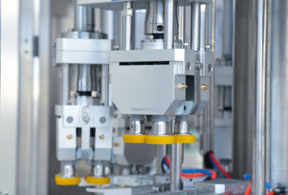 Rotary Type Filling Machine For Liquid/Paste