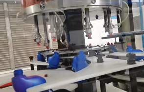 Rotary Type Filling Machine For Liquid/Paste