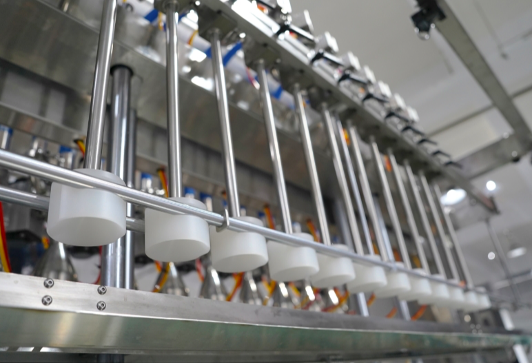 Rotary Type Filling Machine For Liquid/Paste