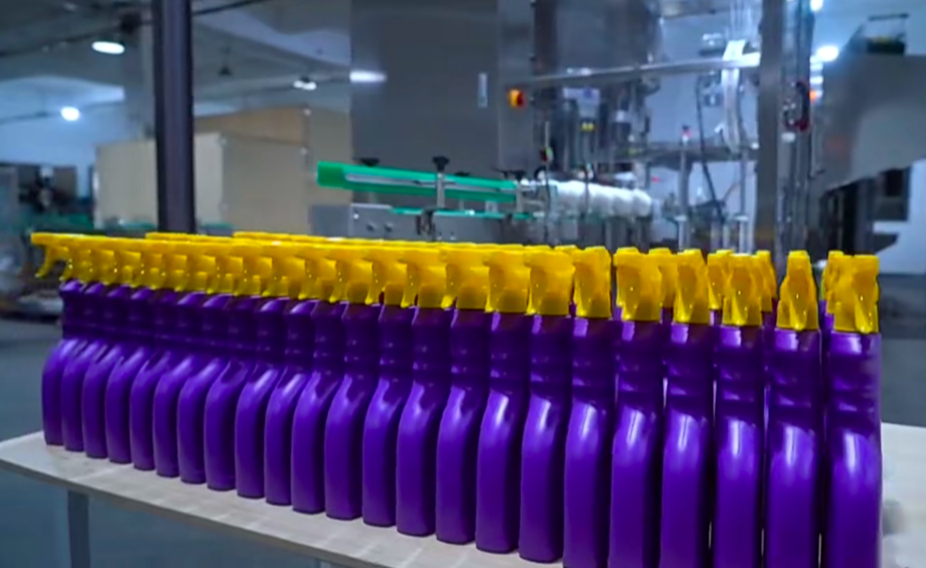 Rotary Type Filling Machine For Liquid/Paste