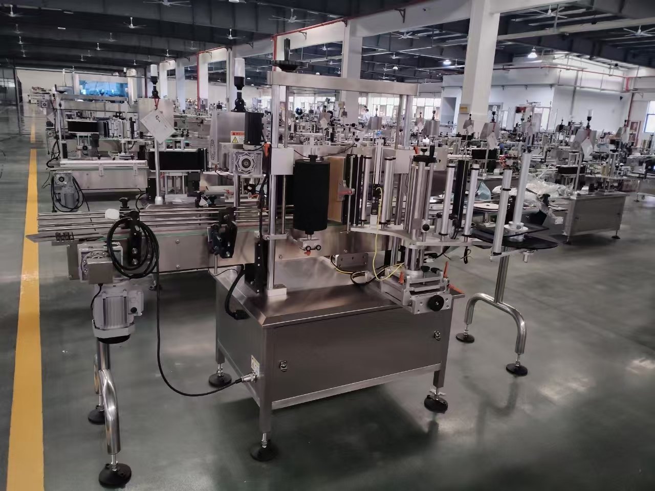 Labeling Machine