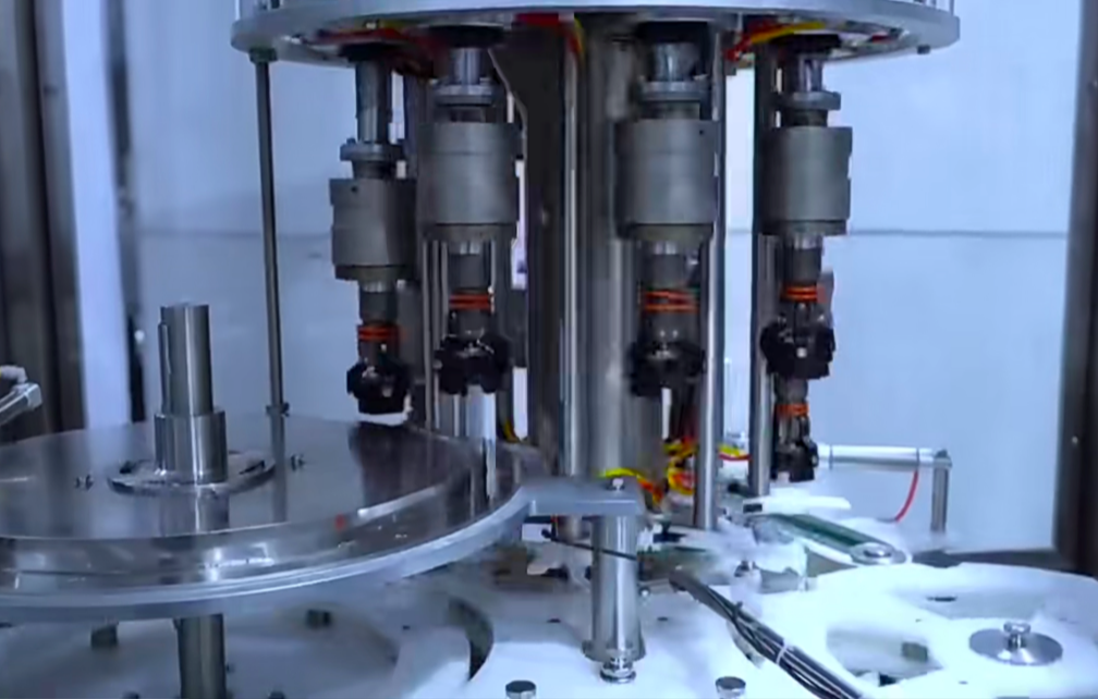 Servo Type Capping Machine